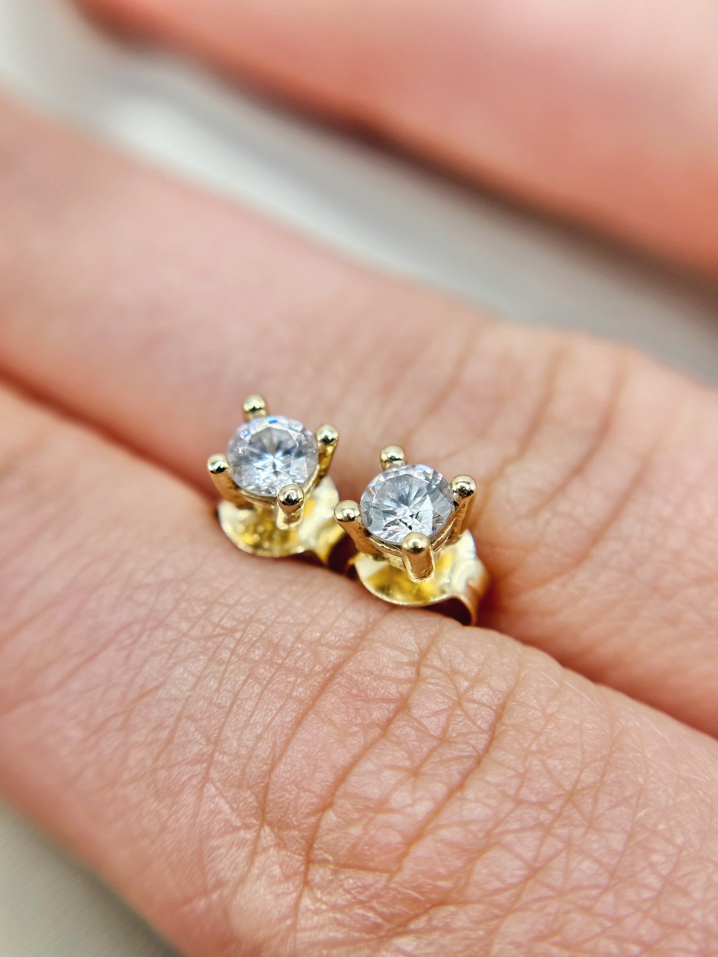 Solitaire Stud